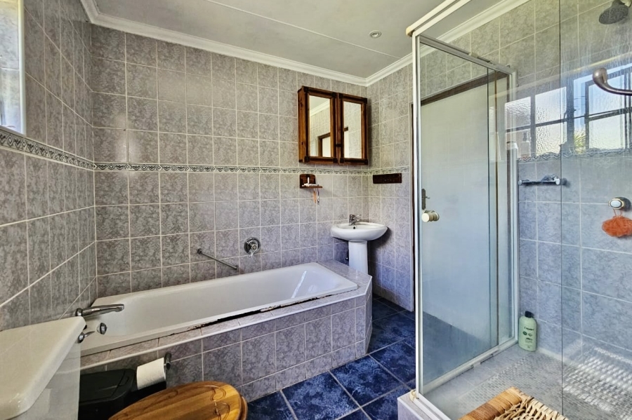 3 Bedroom Property for Sale in Heather Park Western Cape